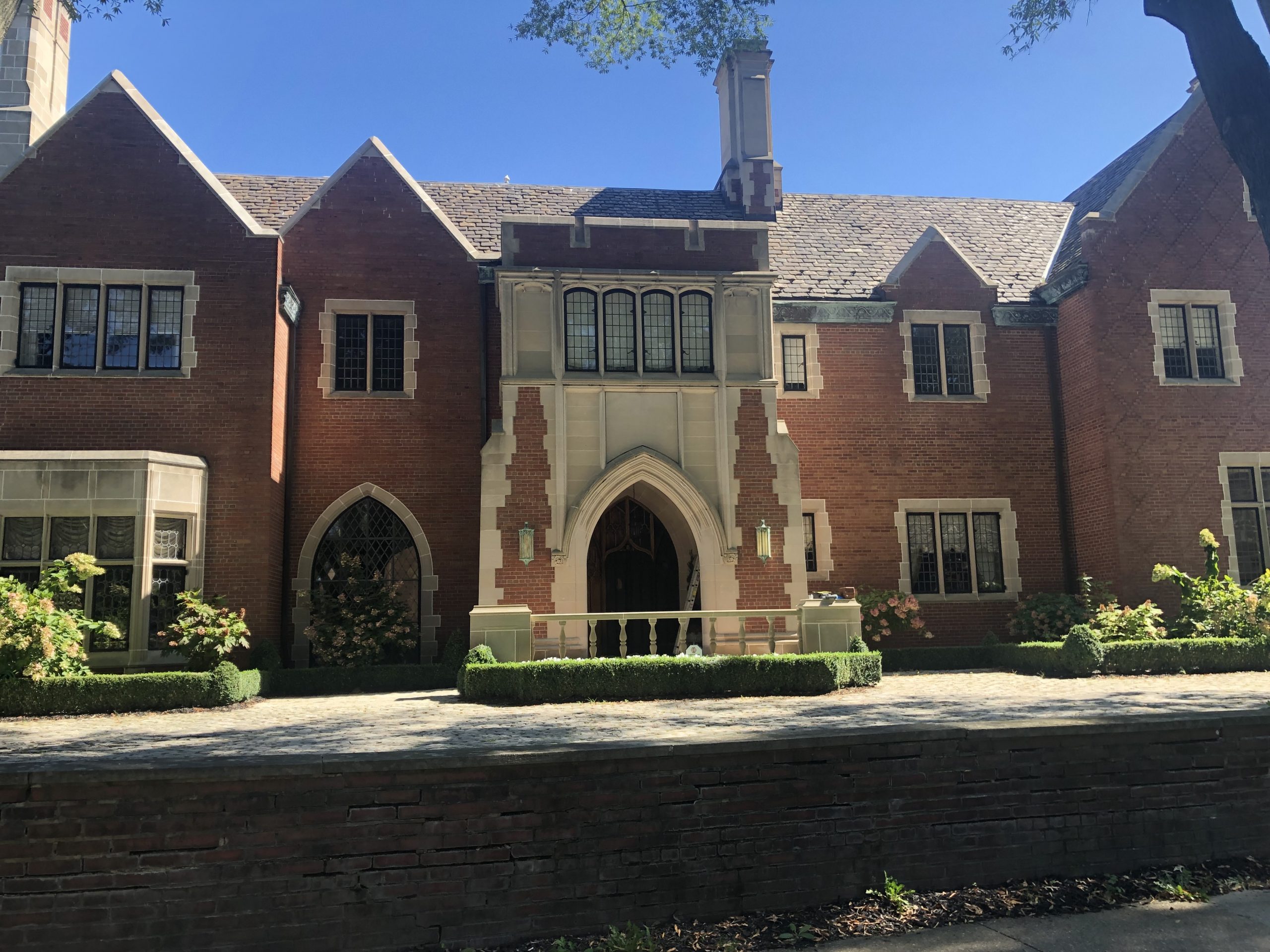 Slate w Copper Gutters